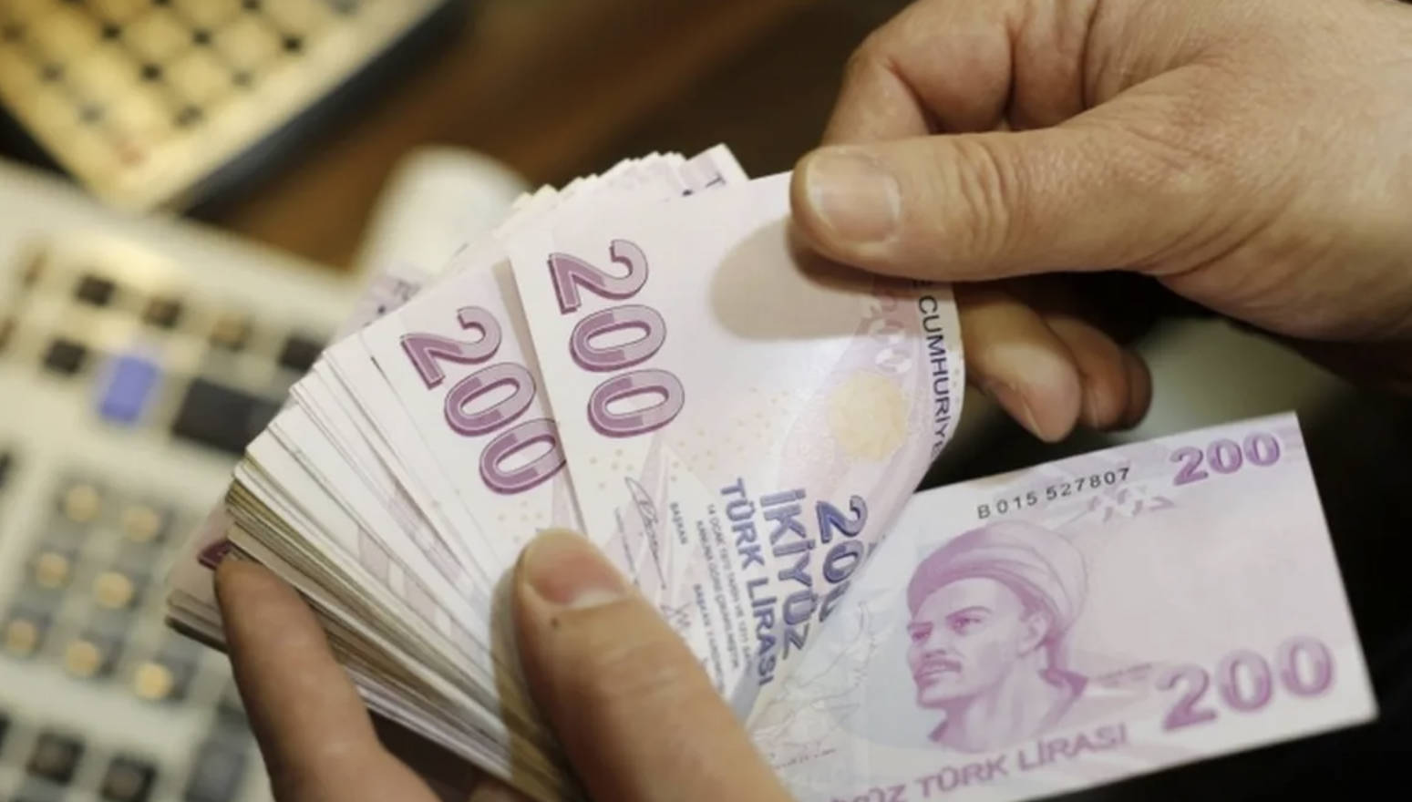 تۈركىيە 2026-يىللىق ئەڭ تۆۋەن مائاش بېكىتىلدى: 28 مىڭ 75 لىرا تۈركىيە 2026-يىللىق ئەڭ تۆۋەن مائاش بېكىتىلدى: 28 مىڭ 75 لىرا